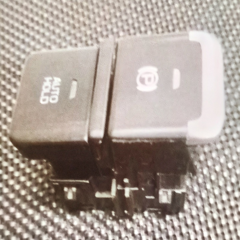 噴漆鐳雕及組裝